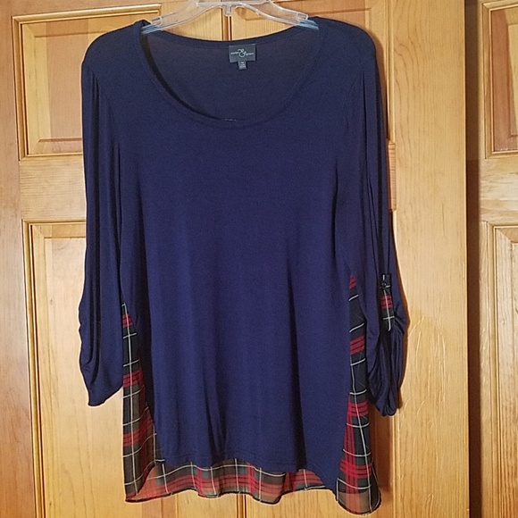 Shirt - Picture 1 of 4